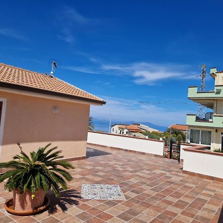 Franci E Aurora House Villa กาโปดอร์ลันโด ภายนอก รูปภาพ